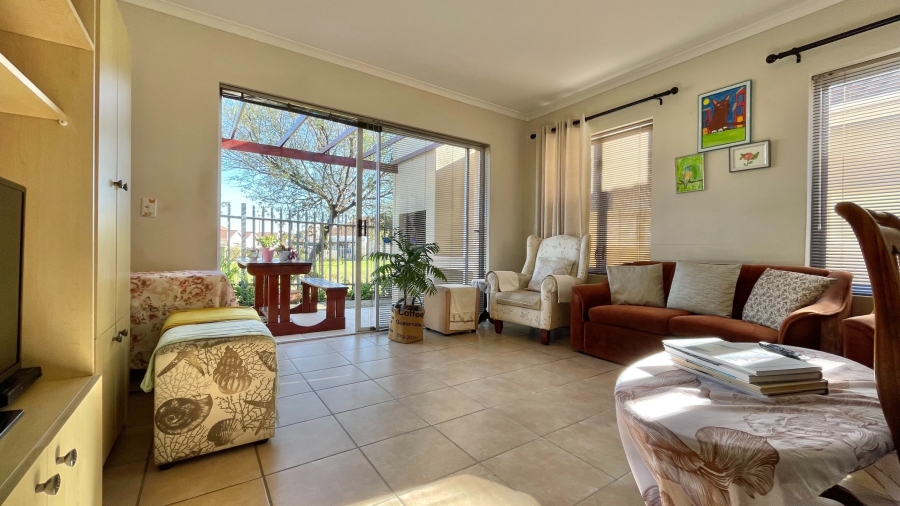 2 Bedroom Property for Sale in Strand South Western Cape